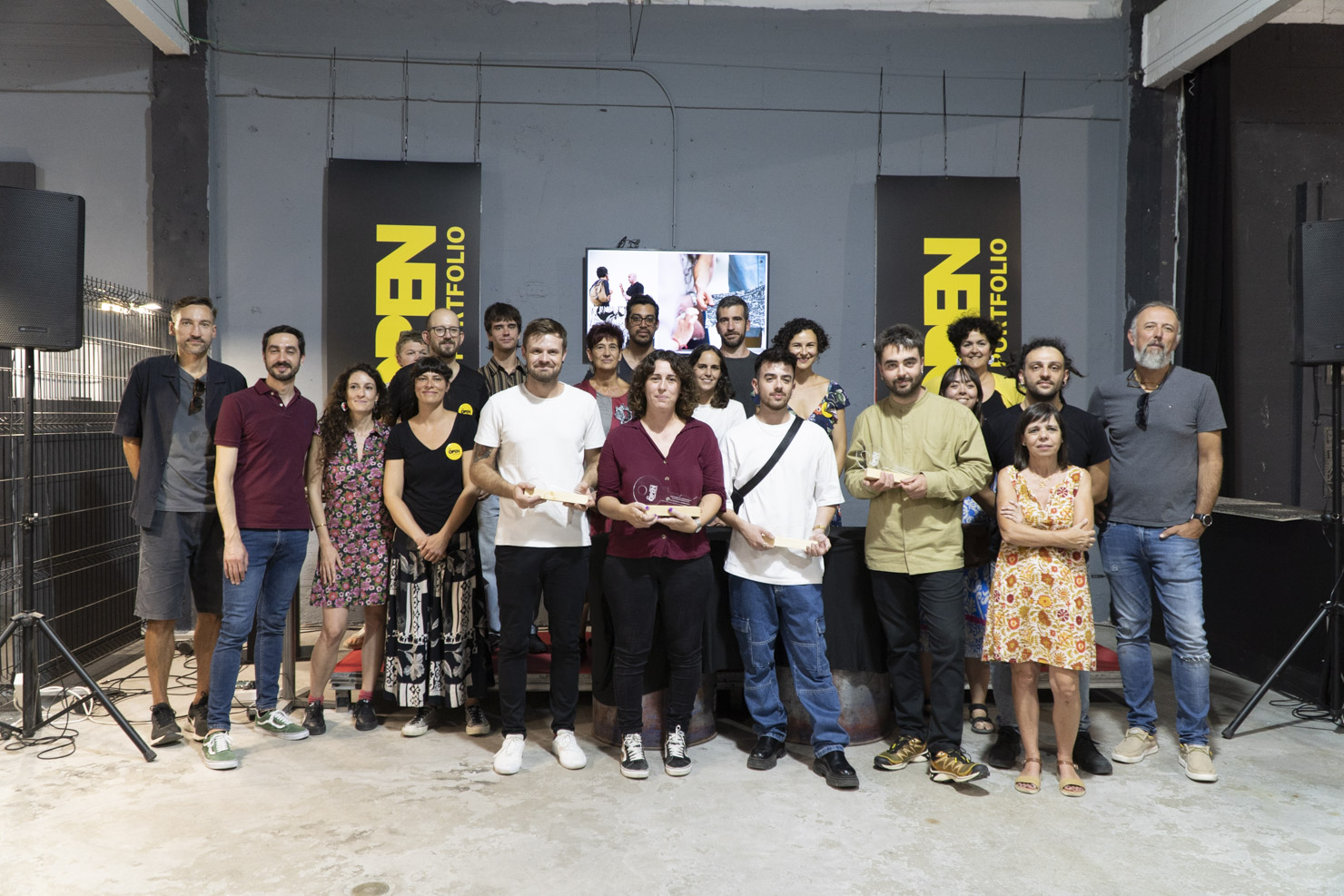Participantes y parte del equipo en la X edición del Encuentro Internacional de la Gráfica Emergente